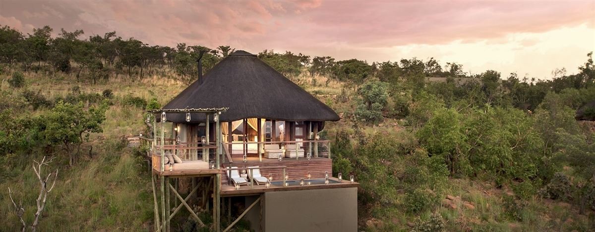 Raised safari suite on stilts overlooking the bush