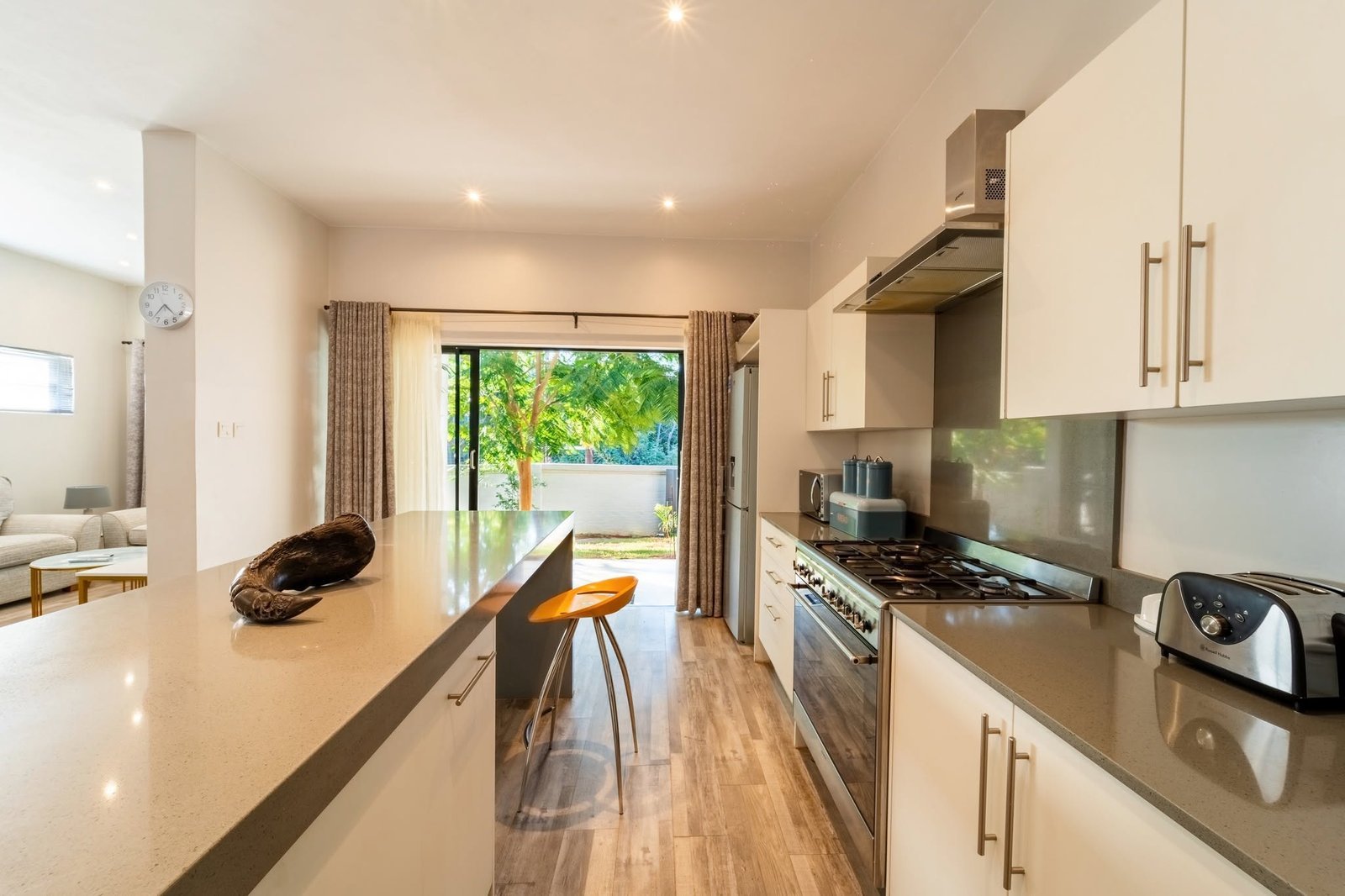 Fitted kitchen at 53 Reynard Apartments