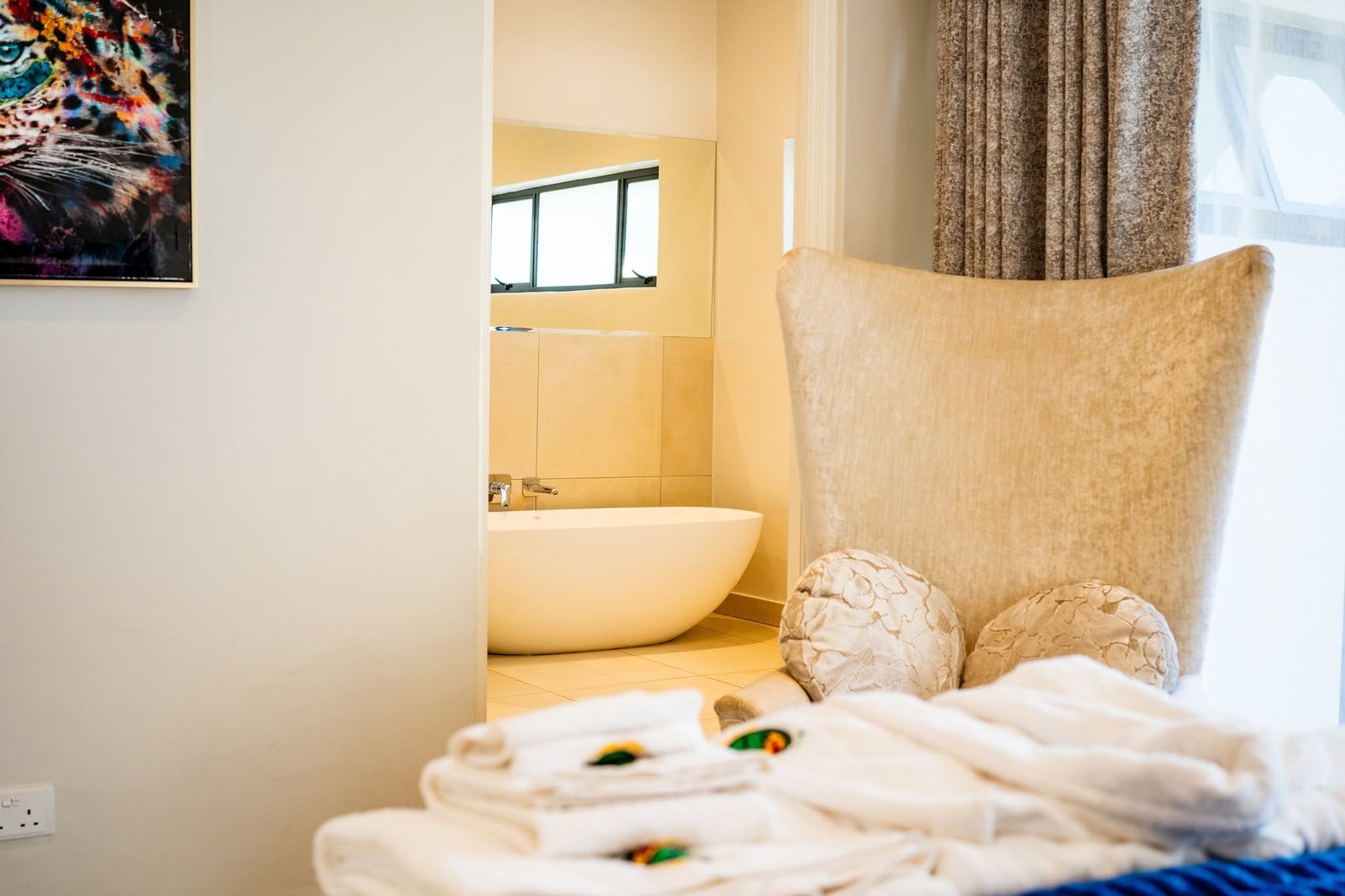 Bathroom with a freestanding bath at 533 Reynard Apartments